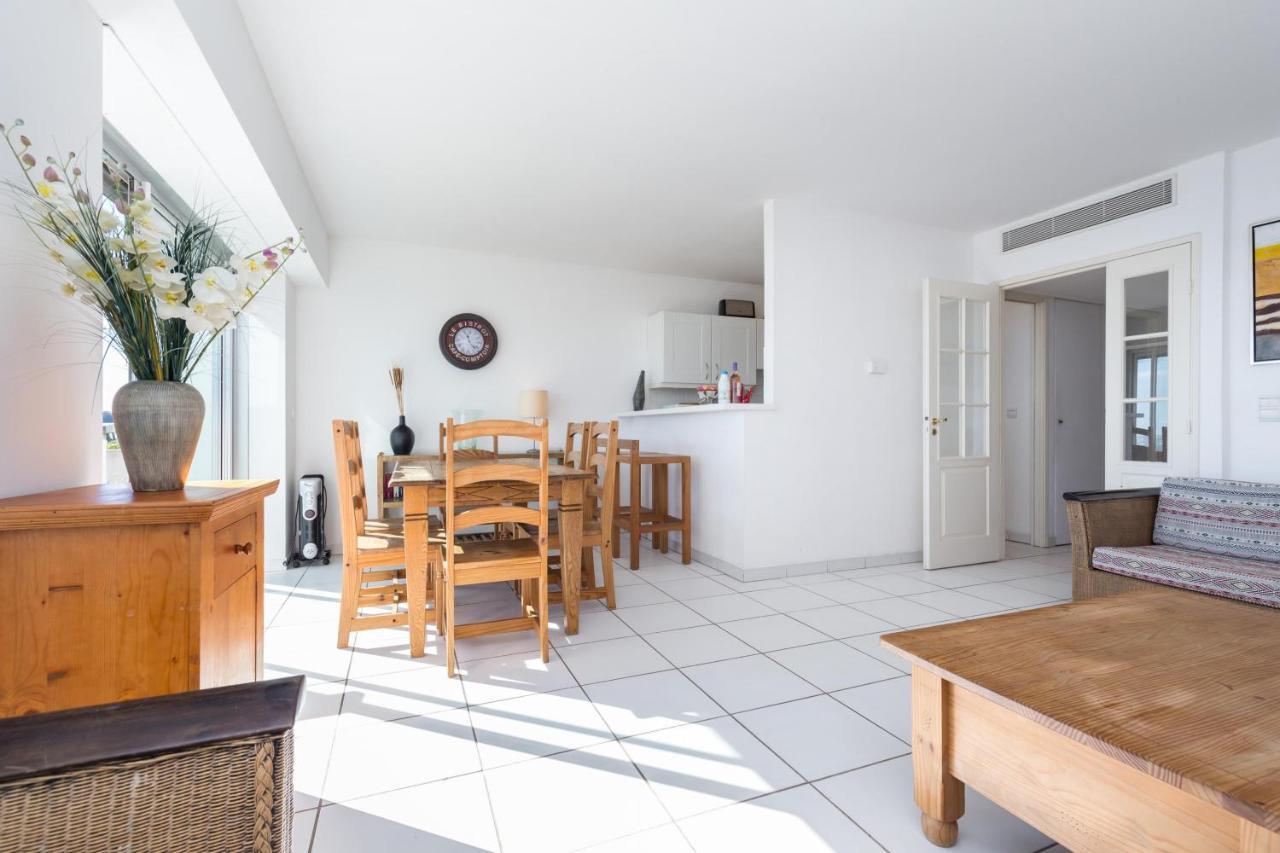 Bright Two Bedroomed On The In With Huge Terrace With Fabulous Sea Views - 2001 Appartamento Cannes
