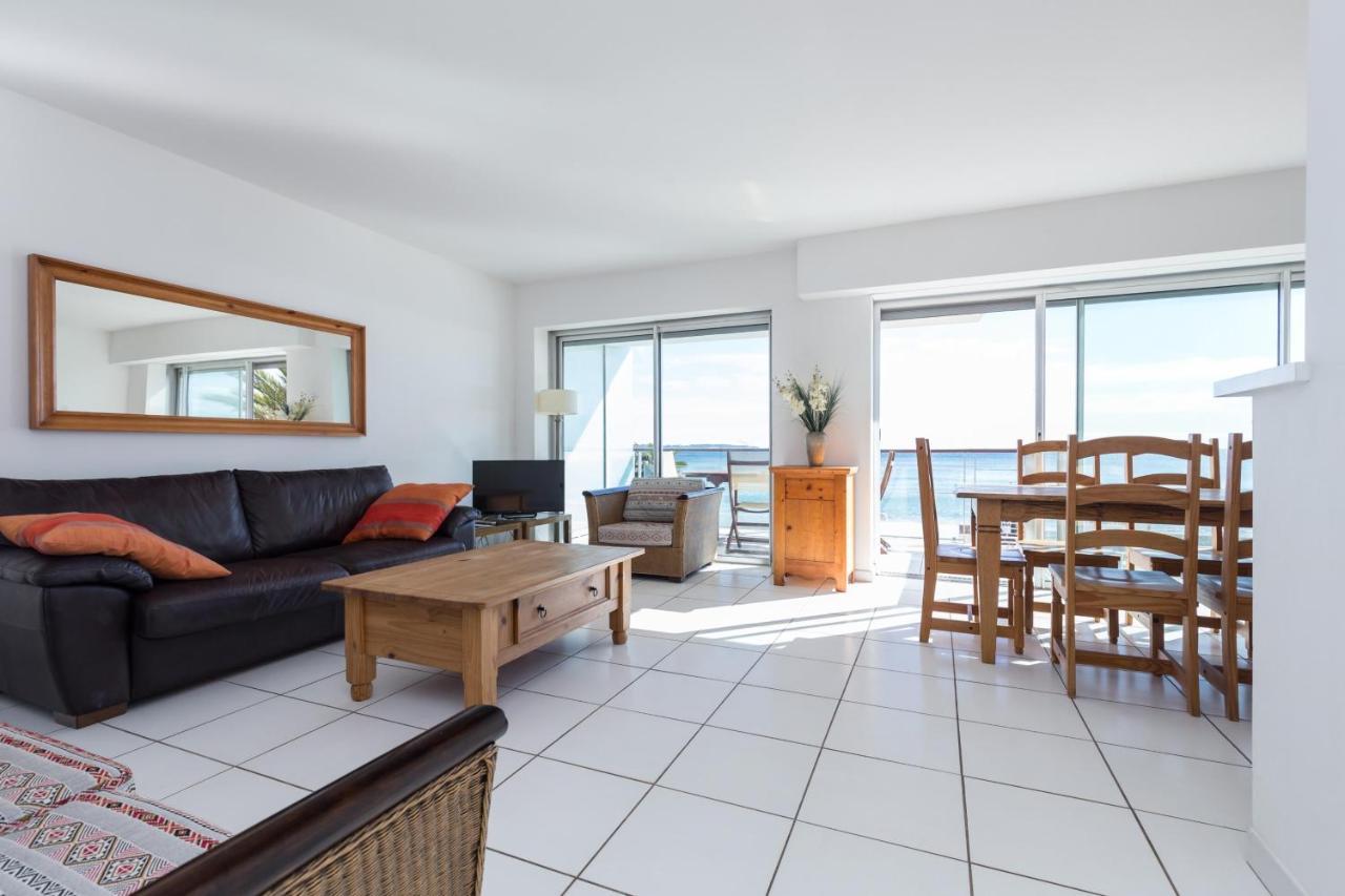 Bright Two Bedroomed On The In With Huge Terrace With Fabulous Sea Views - 2001 * Cannes