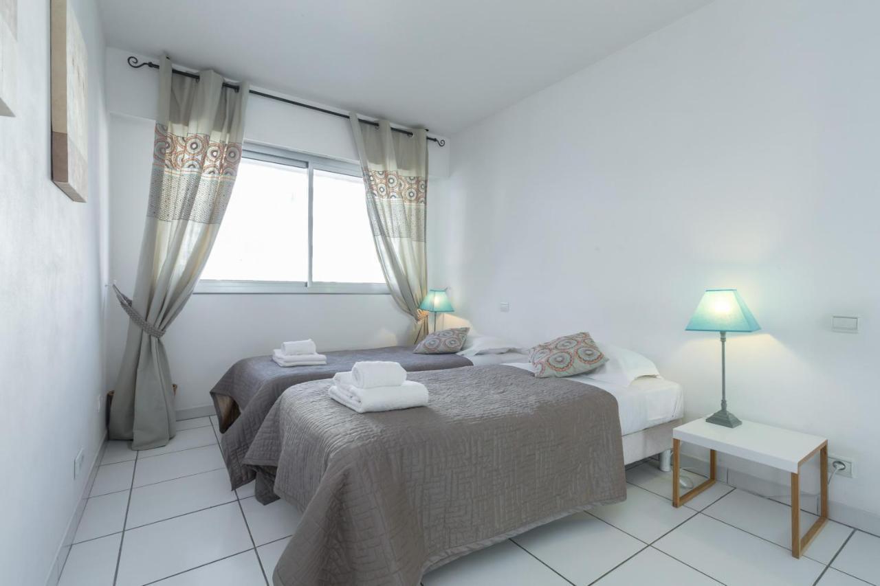 Bright Two Bedroomed On The In With Huge Terrace With Fabulous Sea Views - 2001 Appartamento Cannes