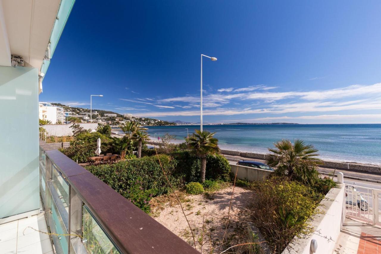 Bright Two Bedroomed On The In With Huge Terrace With Fabulous Sea Views - 2001 Appartement