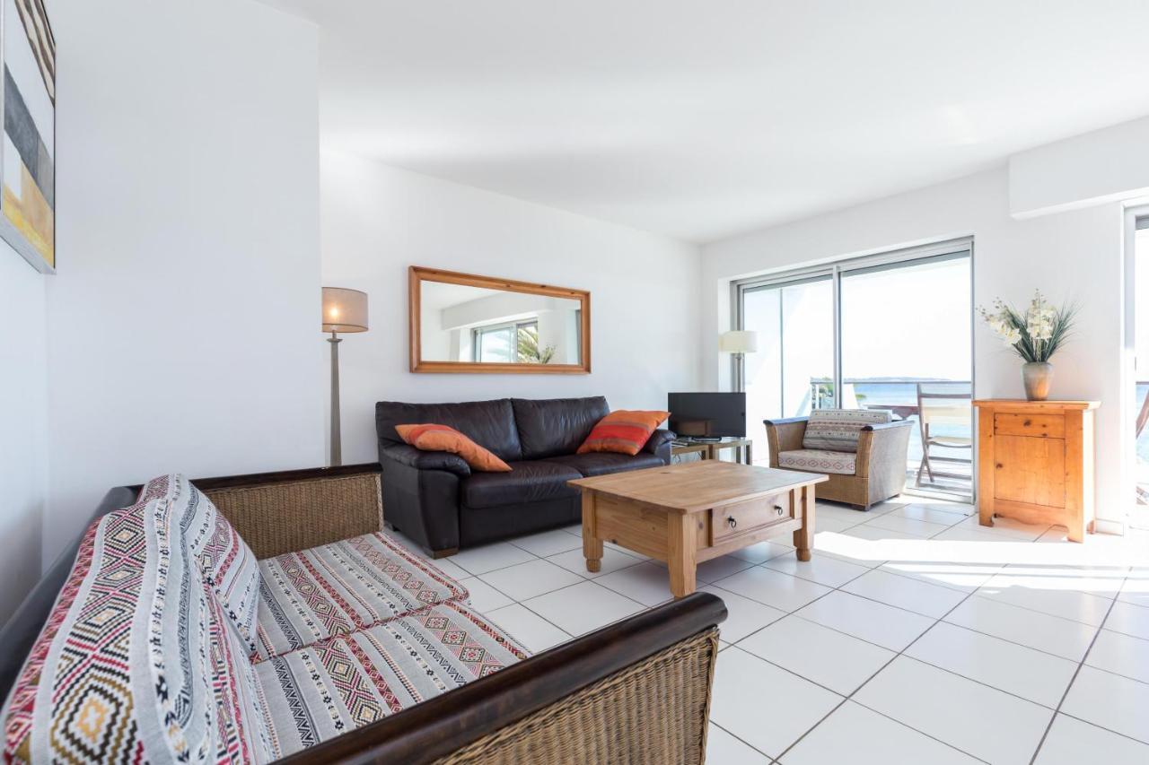Appartement Bright Two Bedroomed On The In With Huge Terrace With Fabulous Sea Views - 2001